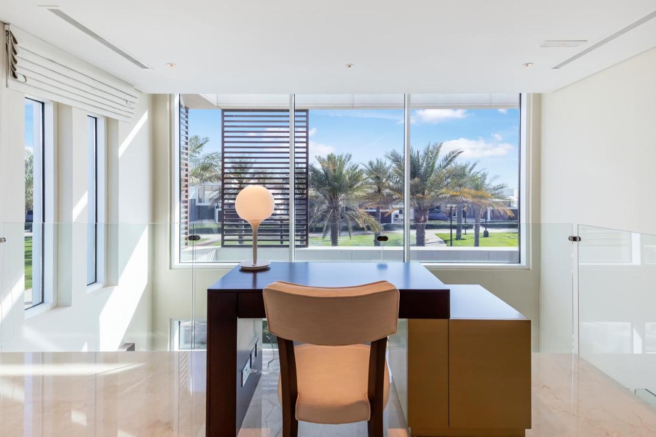 Villa Fam Living - Sarai Beach Villas - Palm Jumeirah - Families Only *